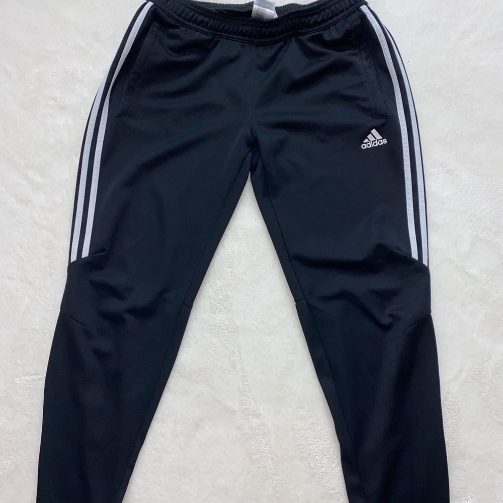 Adidas sweatpants